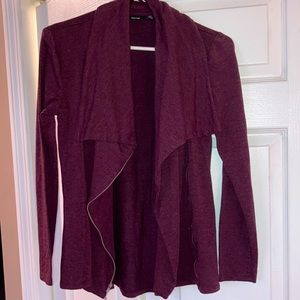 Women’s cardigan/causal blazer